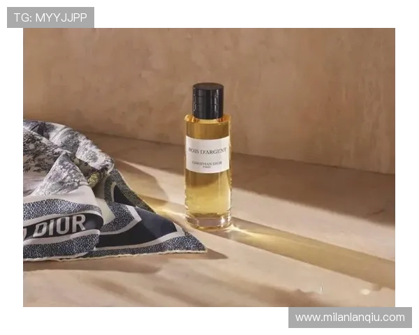 米兰官方旗舰店官网最新产品全面上线，尽享尊贵购物体验